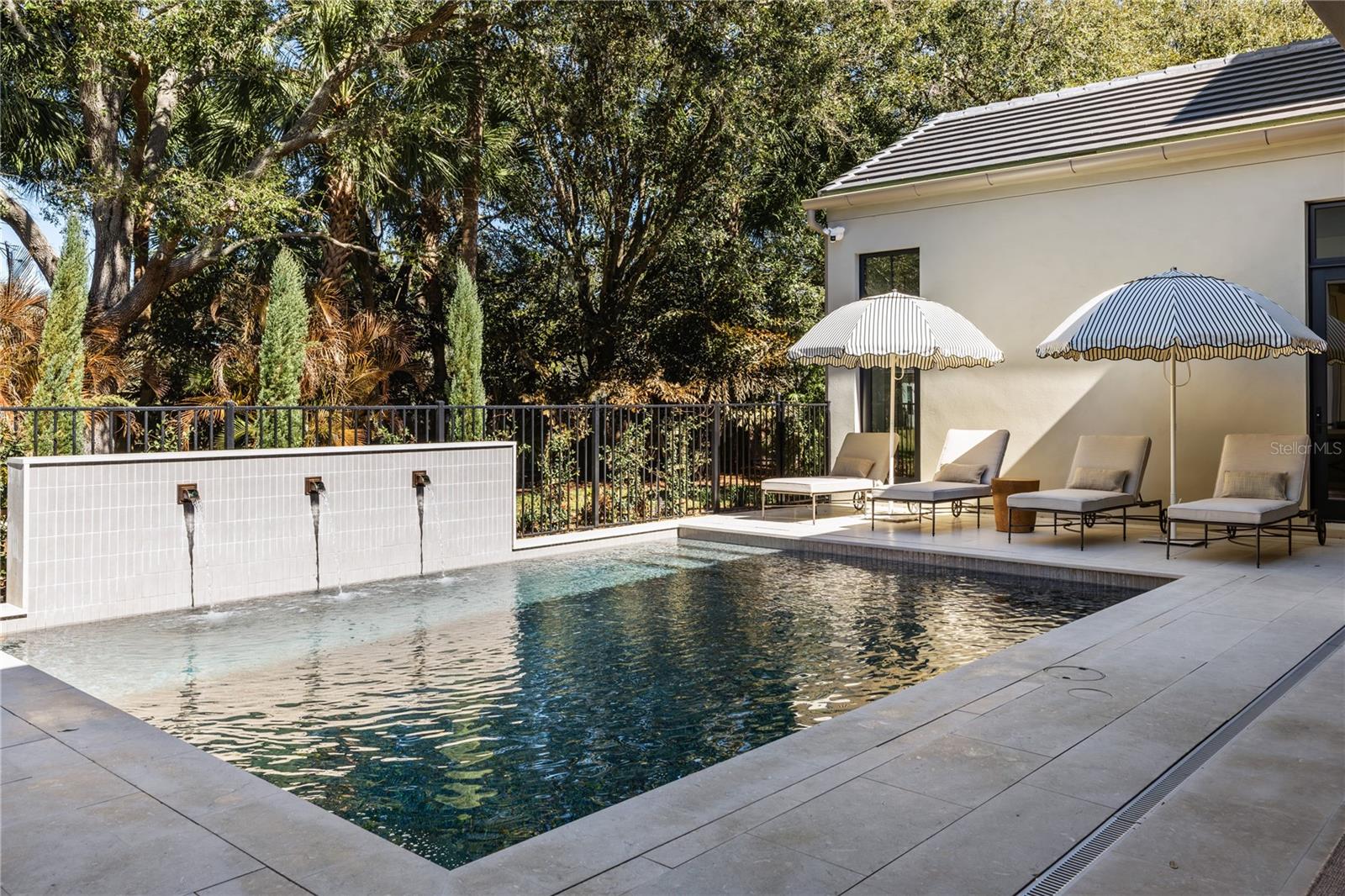 9323 GLADYS GARDEN COURT, Windermere, FL 34786