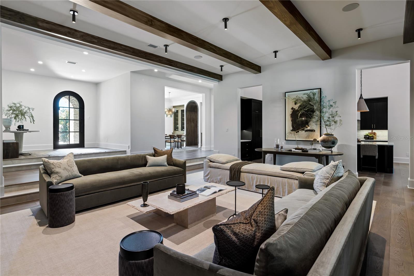 9323 GLADYS GARDEN COURT, Windermere, FL 34786