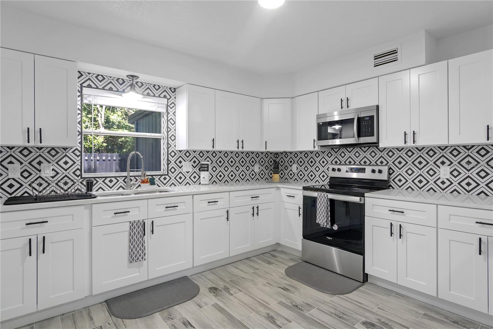 1612 & 1614 FERRIS AVENUE, Orlando, FL 32803