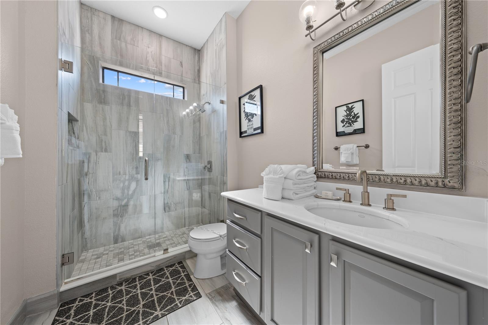 Ensuite