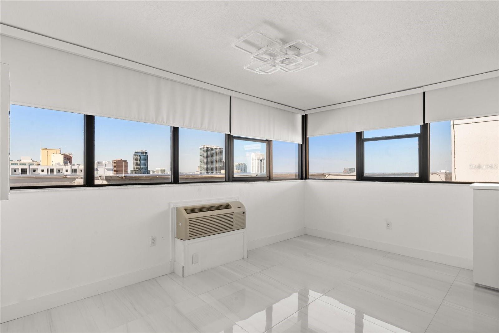 530 E CENTRAL BLVD, #1901, Orlando, FL 32801
