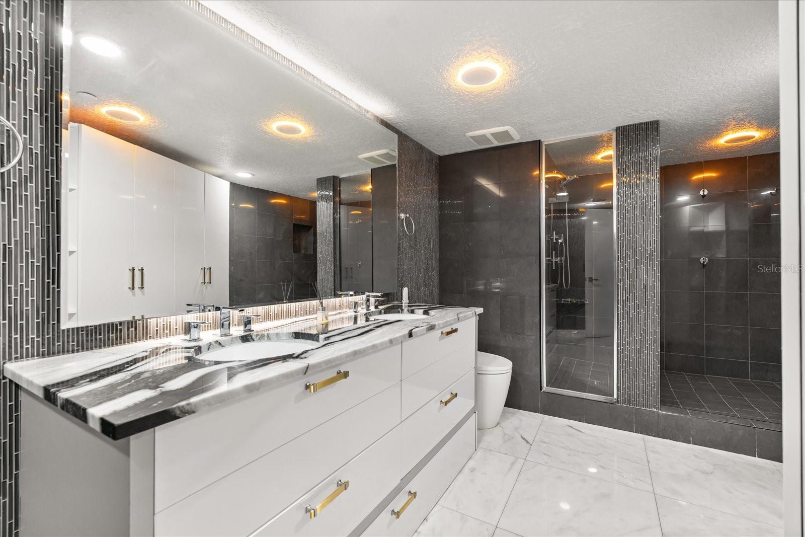 530 E CENTRAL BLVD, #1901, Orlando, FL 32801