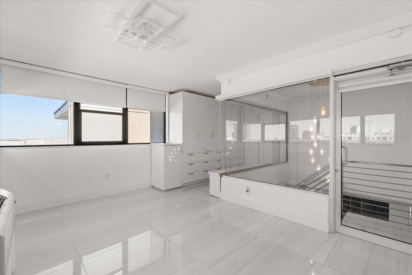 530 E CENTRAL BLVD, #1901, Orlando, FL 32801