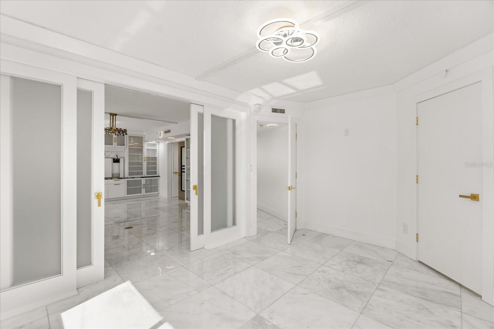 530 E CENTRAL BLVD, #1901, Orlando, FL 32801