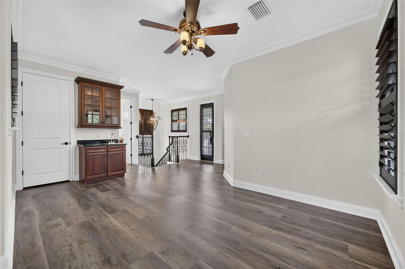 Livingroom upstairs