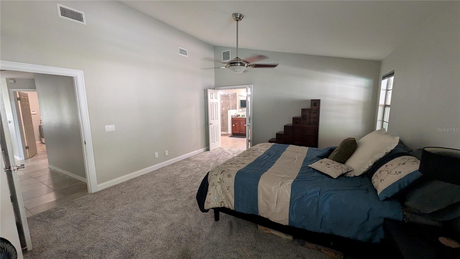 Private Owners Retreat. With New Carpet