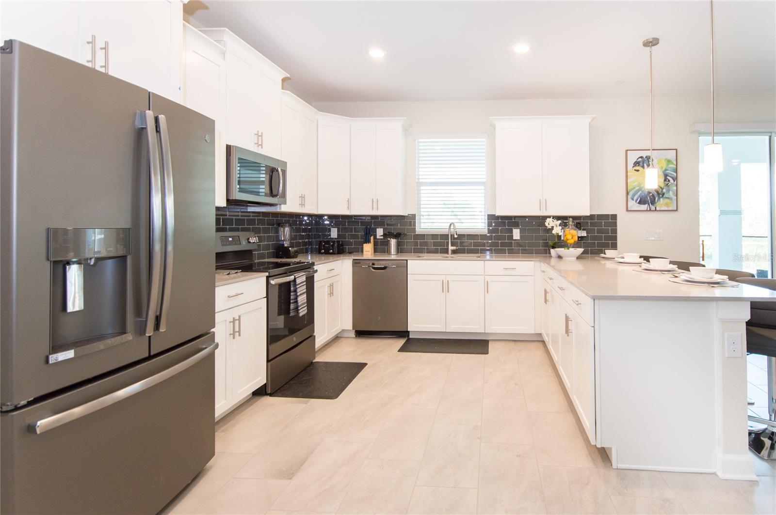8847 INTERLOCKING COURT, Davenport, FL 33896