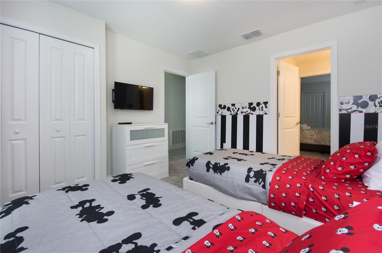 8847 INTERLOCKING COURT, Davenport, FL 33896