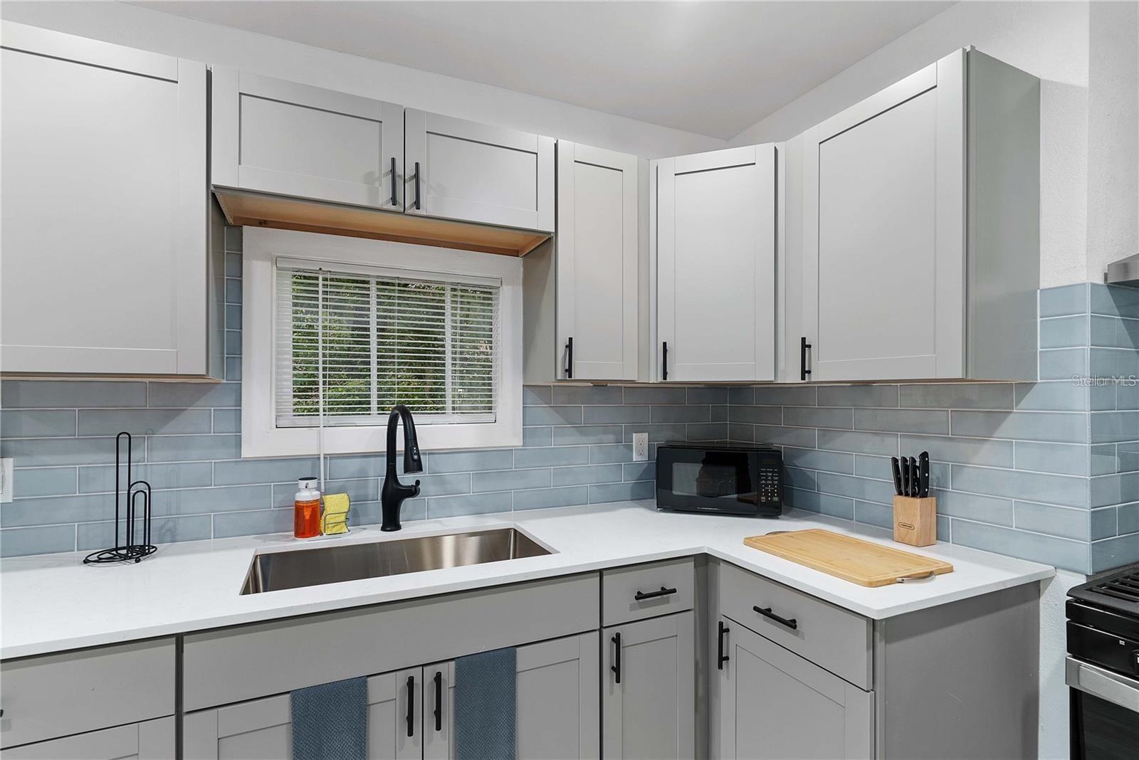 412 E HARWOOD STREET, Orlando, FL 32803