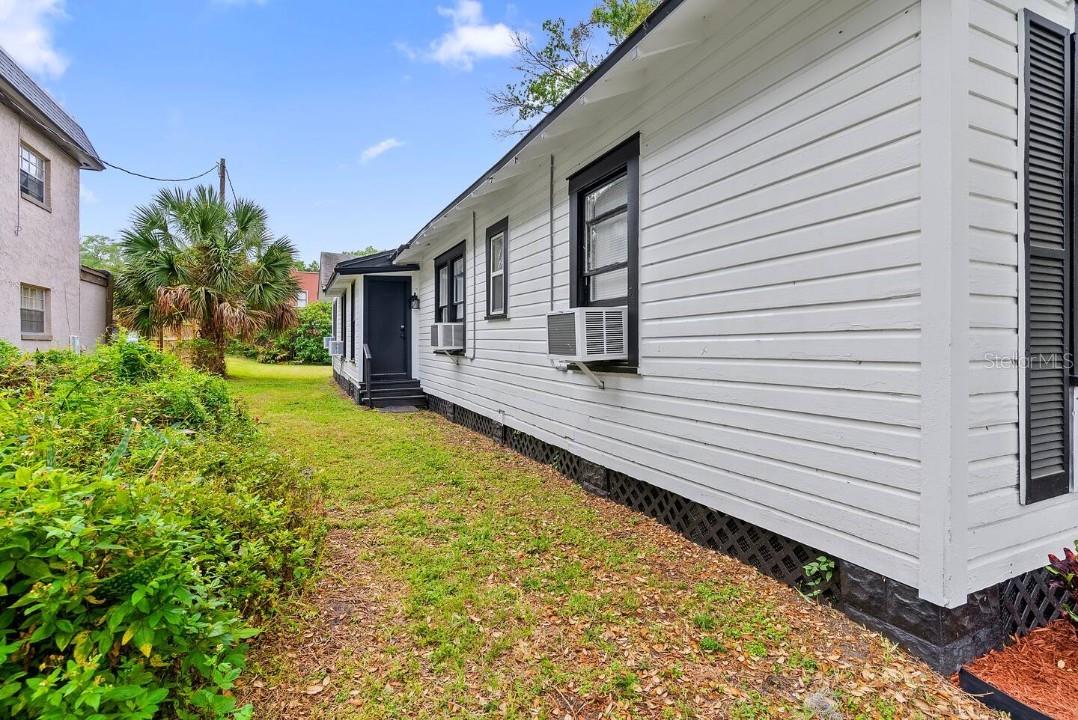 412 E HARWOOD STREET, Orlando, FL 32803