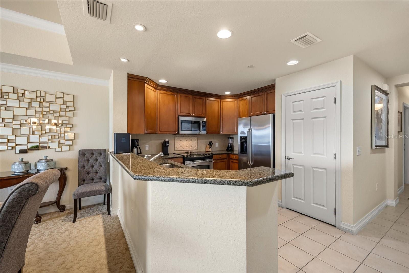 1114 SUNSET VIEW CIRCLE, #402, Reunion, FL 34747
