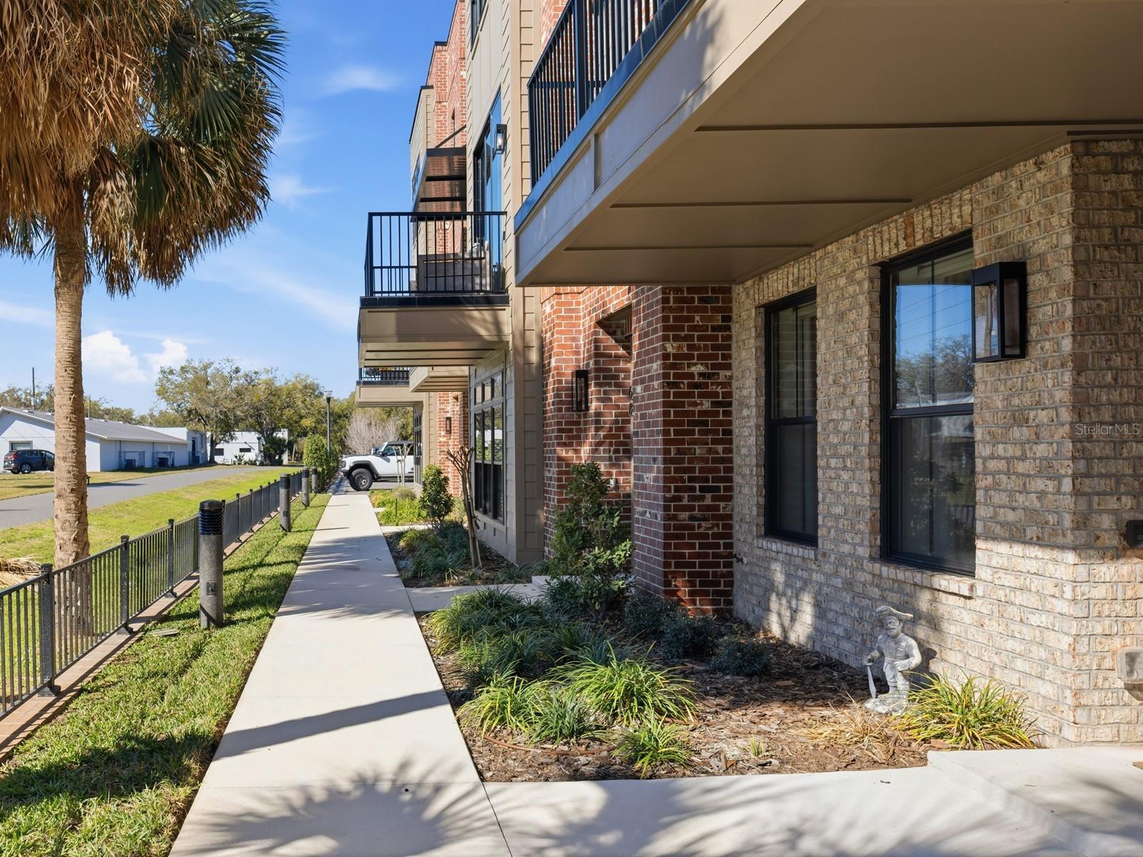 64 N PARK AVENUE, Winter Garden, FL 34787