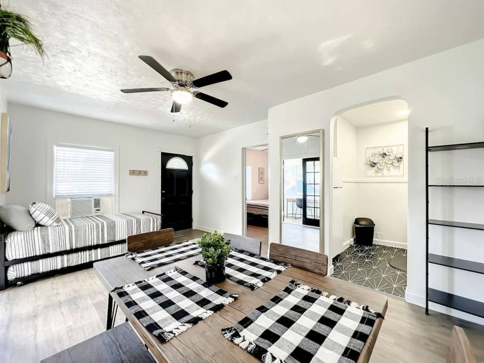1829 HOLLENBECK DRIVE, Orlando, FL 32806