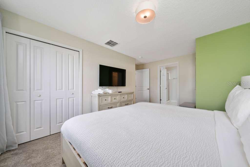 8999 CABOT CLIFFS DRIVE, Davenport, FL 33896