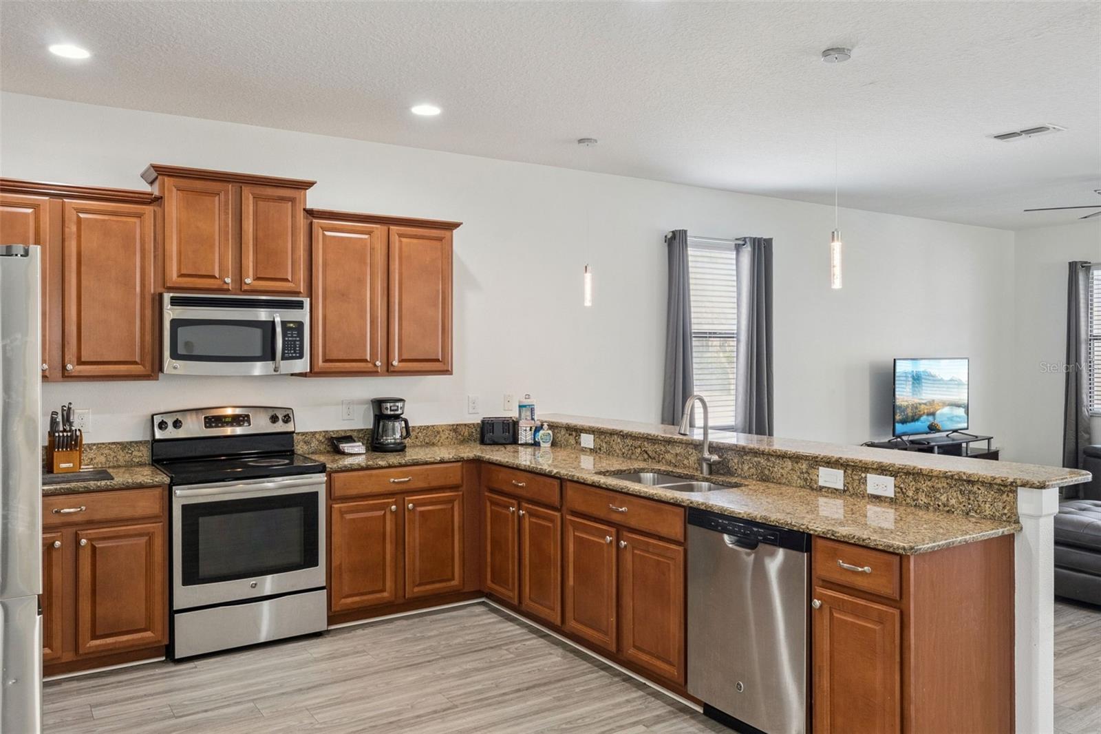 1430 MOON VALLEY DRIVE, Davenport, FL 33896