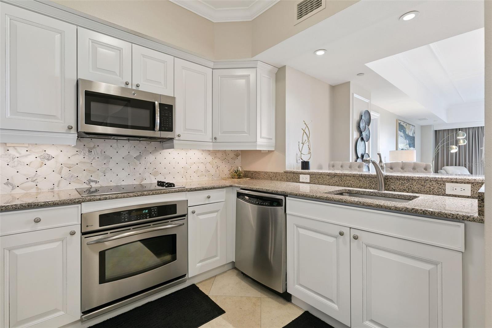 7593 GATHERING DRIVE, #401, Reunion, FL 34747