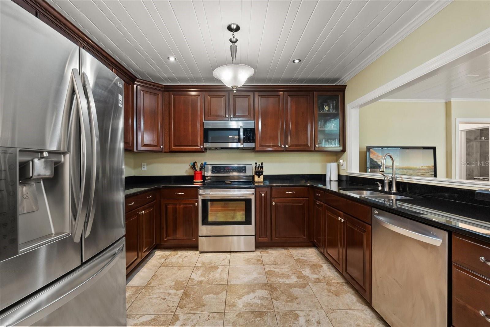 37 E VANDERBILT STREET, Orlando, FL 32804
