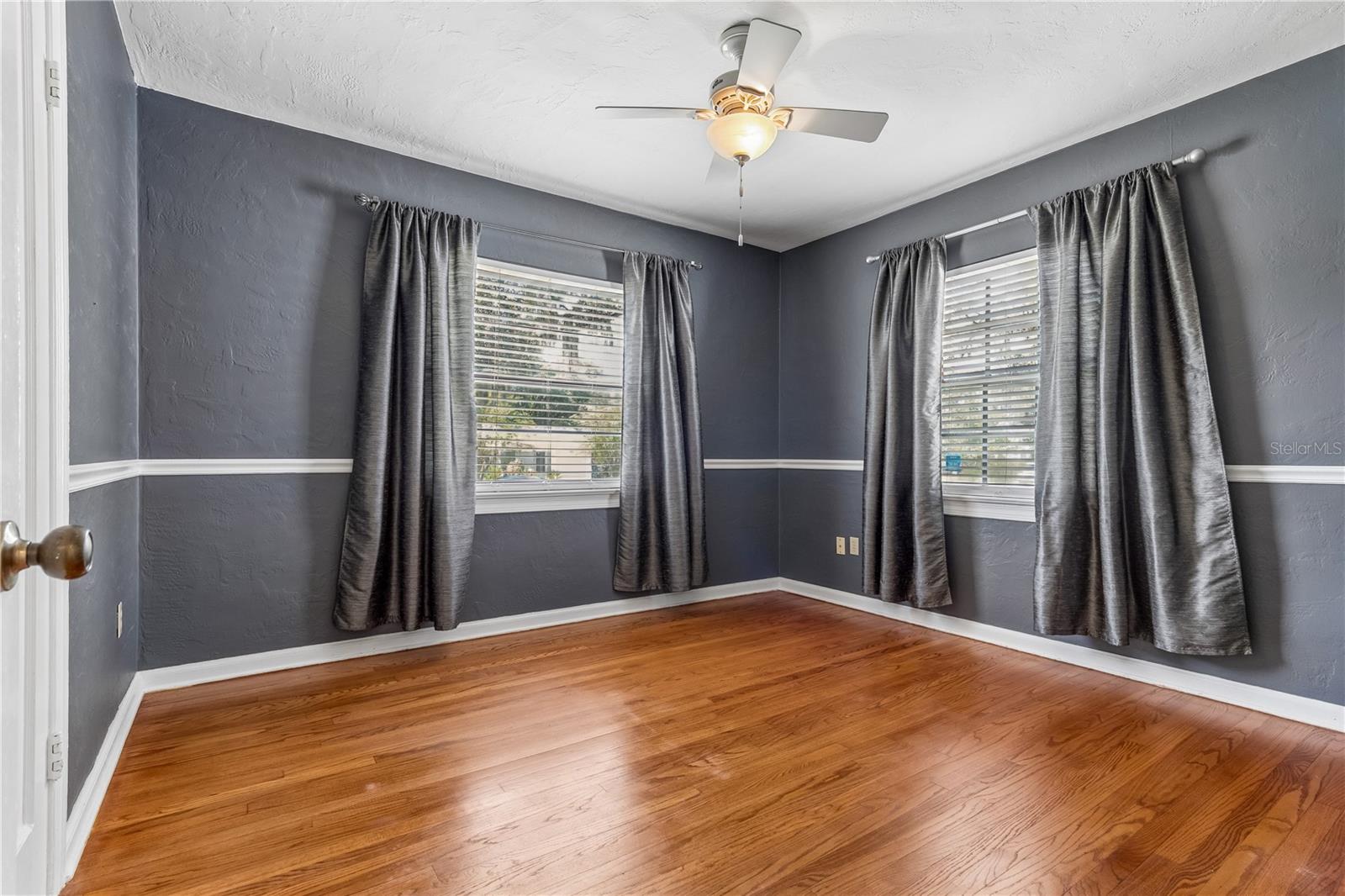 37 E VANDERBILT STREET, Orlando, FL 32804