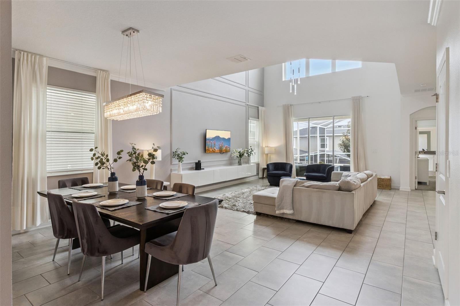 Open Concept Dining/Living Room Open Concept Dining/Living Room