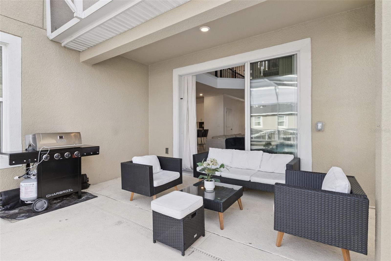 Outdoor Patio & BBQ Area