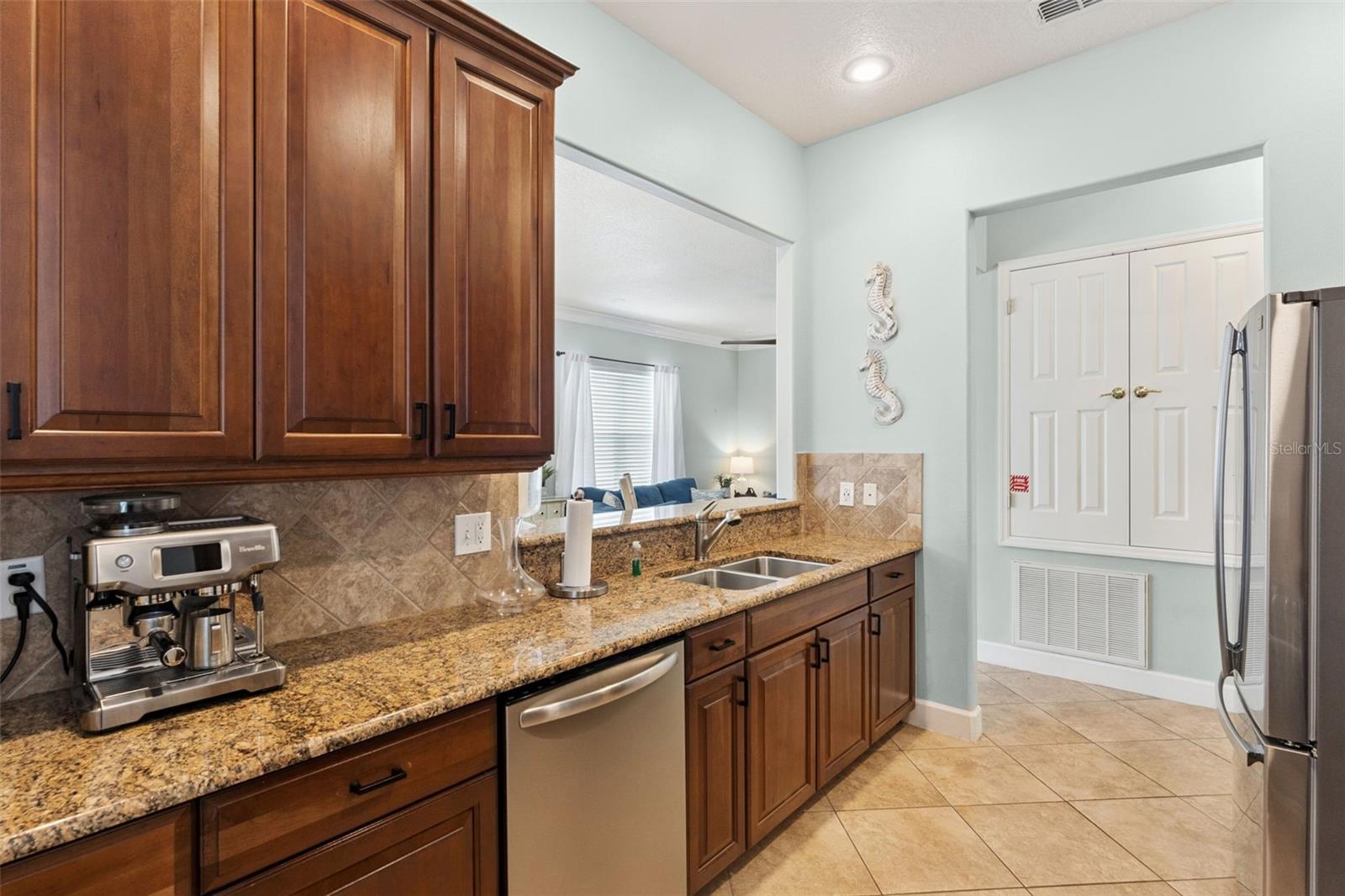 1440 FAIRVIEW CIRCLE, Kissimmee, FL 34747
