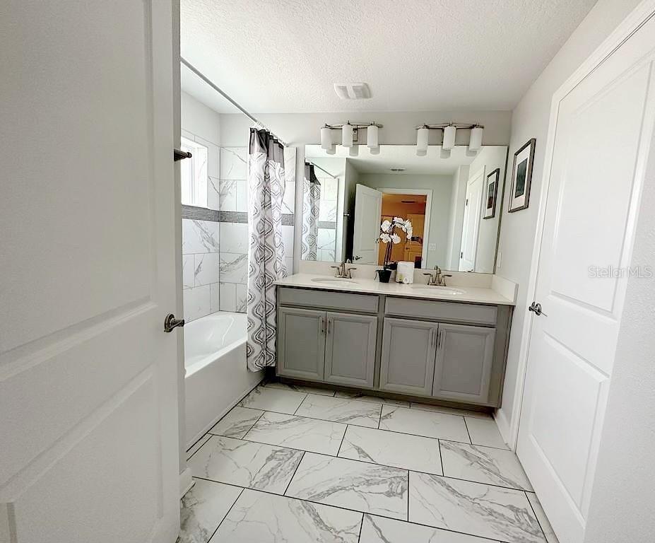468 OCEAN COURSE AVENUE, Davenport, FL 33896