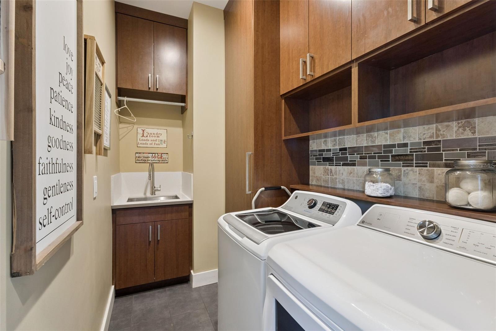 Laundry Room with Sink and Storage