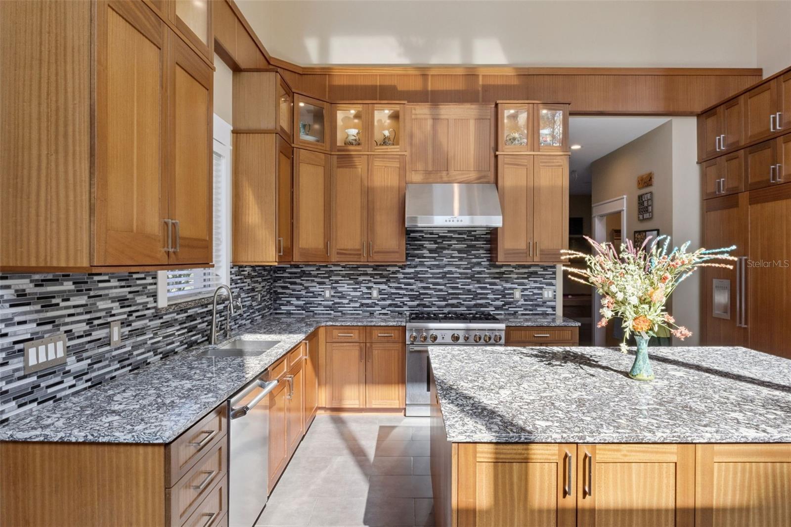 Custom Chef's Kitchen with Thermador Appliances Custom Chef's Kitchen with Thermador Appliances