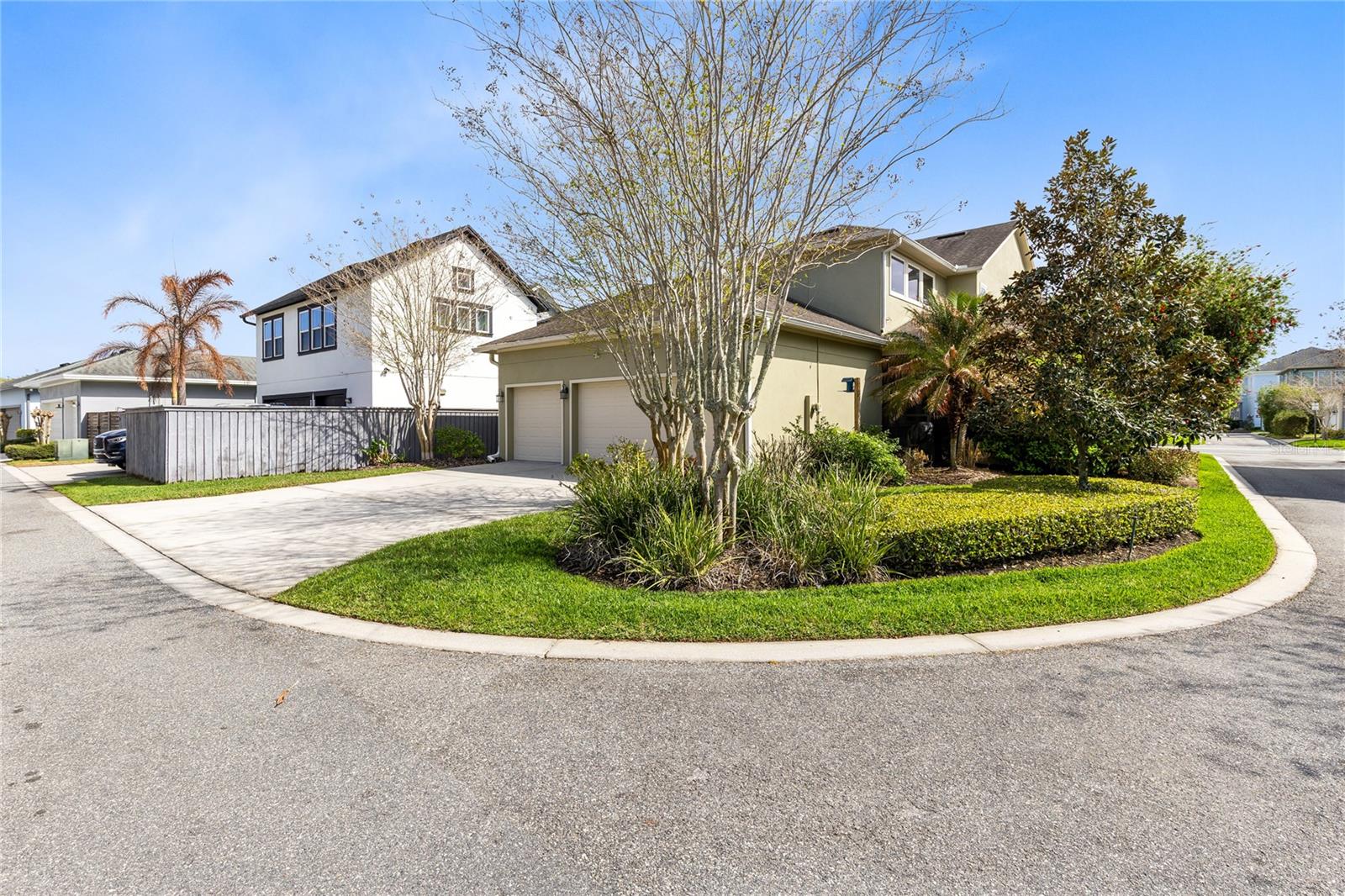 8539 MARTINSON STREET, Orlando, FL 32827