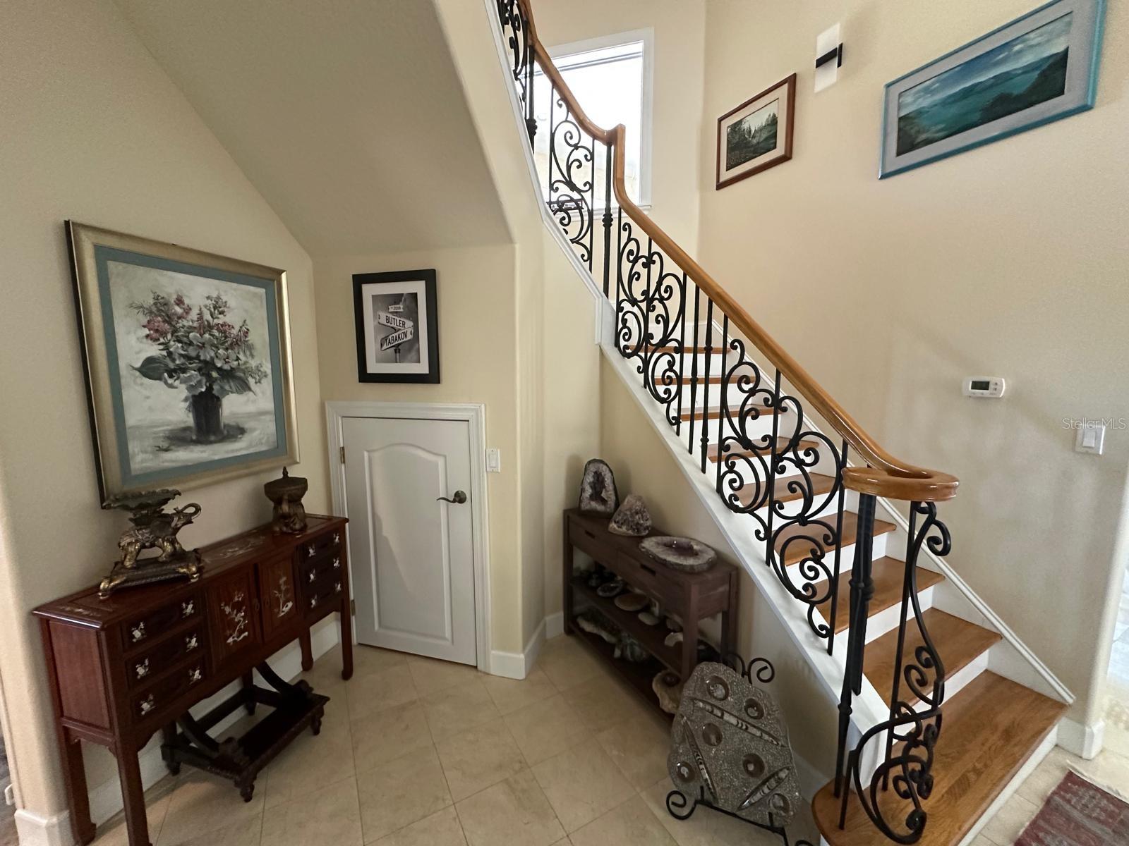 8734 CRESTGATE CIRCLE, Orlando, FL 32819