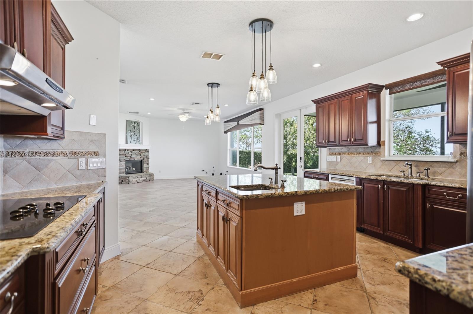 243 ZACHARY WADE STREET, Winter Garden, FL 34787 243 ZACHARY WADE STREET, Winter Garden, FL 34787