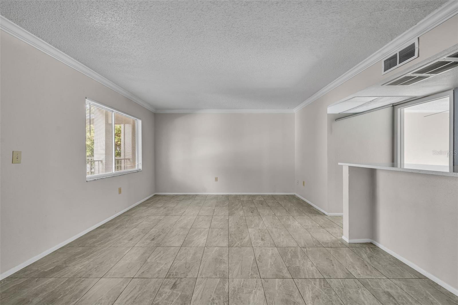 145 OYSTER BAY CIRCLE, #240, Altamonte Springs, FL 32701