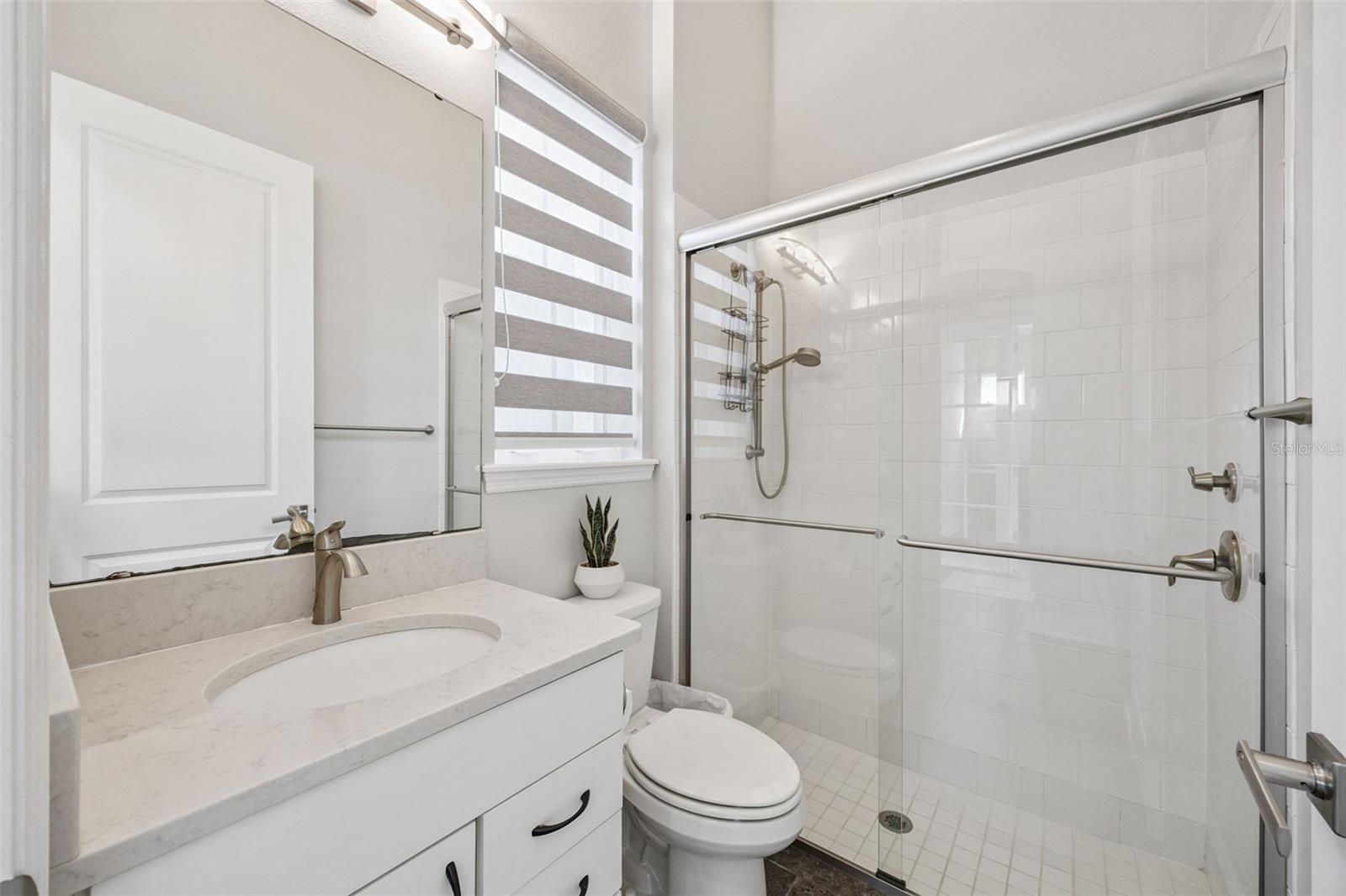Main Bathroom 1- Main Floor