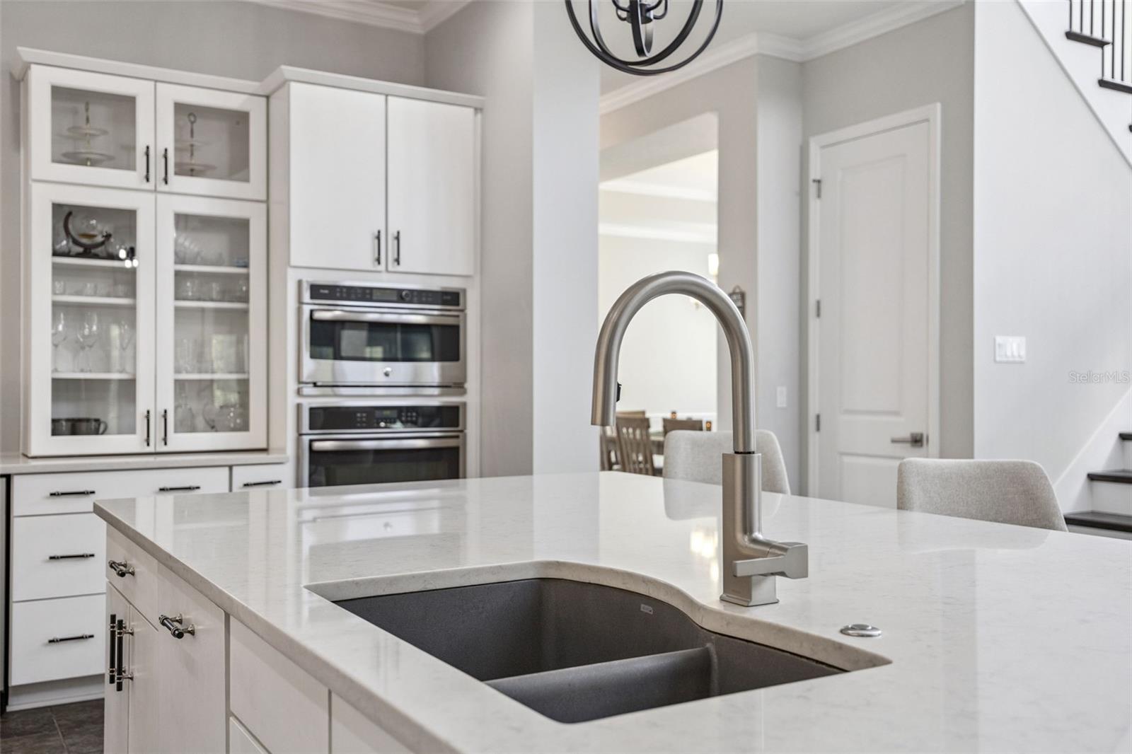 Gourmet Kitchen