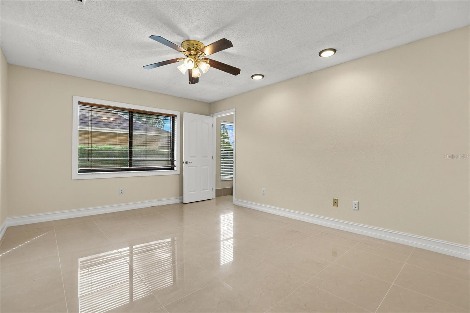 5332 DORRINGTON LANE, Orlando, FL 32821