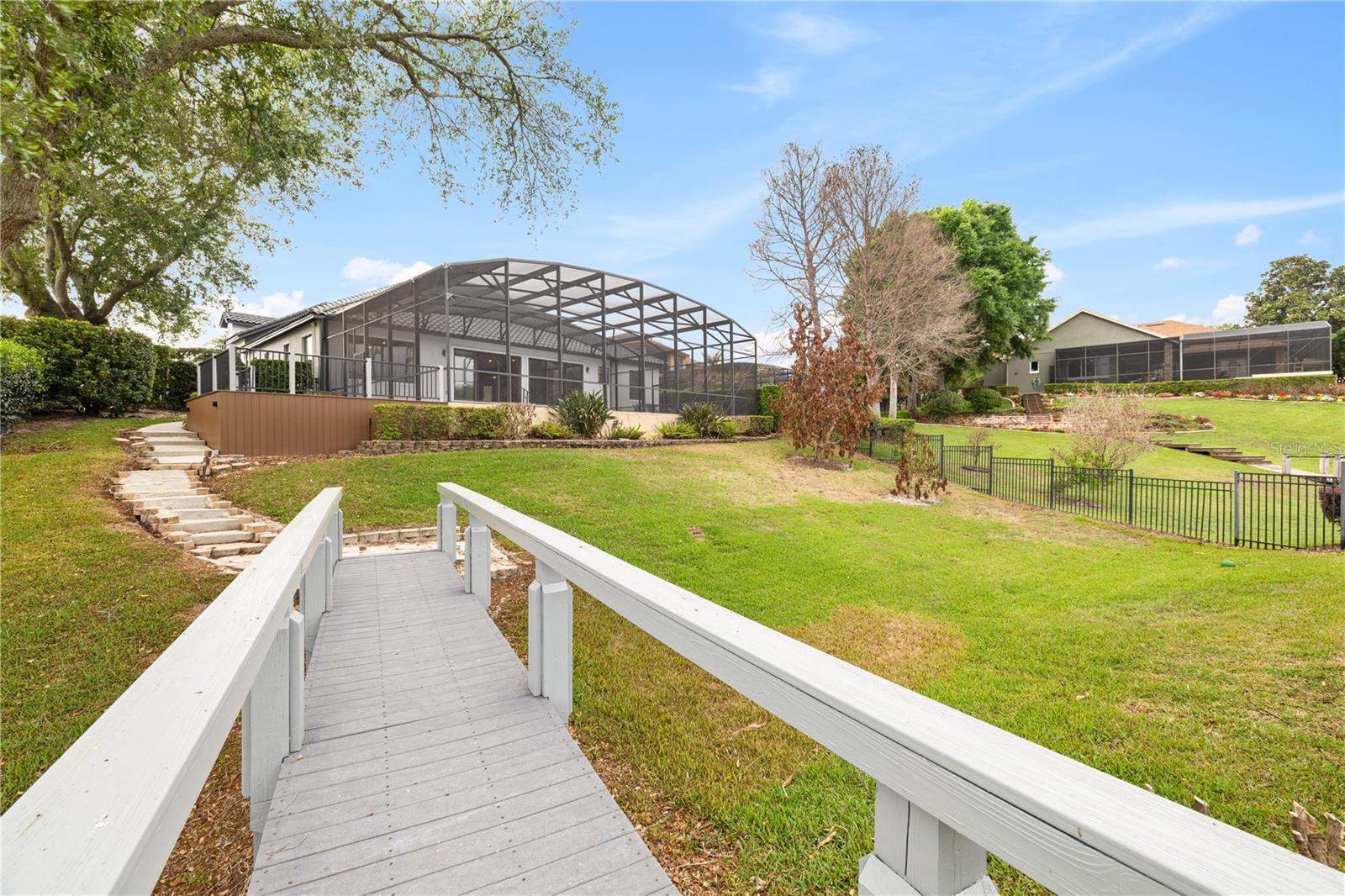 812 JOHNS POINT DRIVE, Oakland, FL 34787