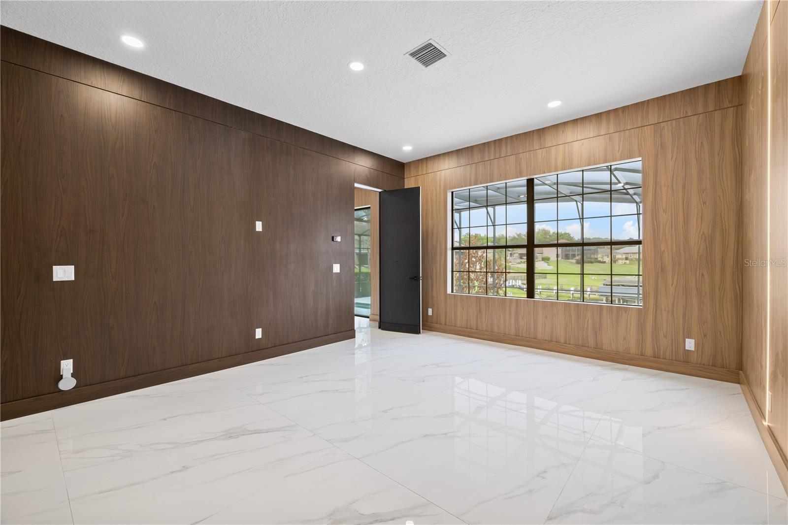 812 JOHNS POINT DRIVE, Oakland, FL 34787