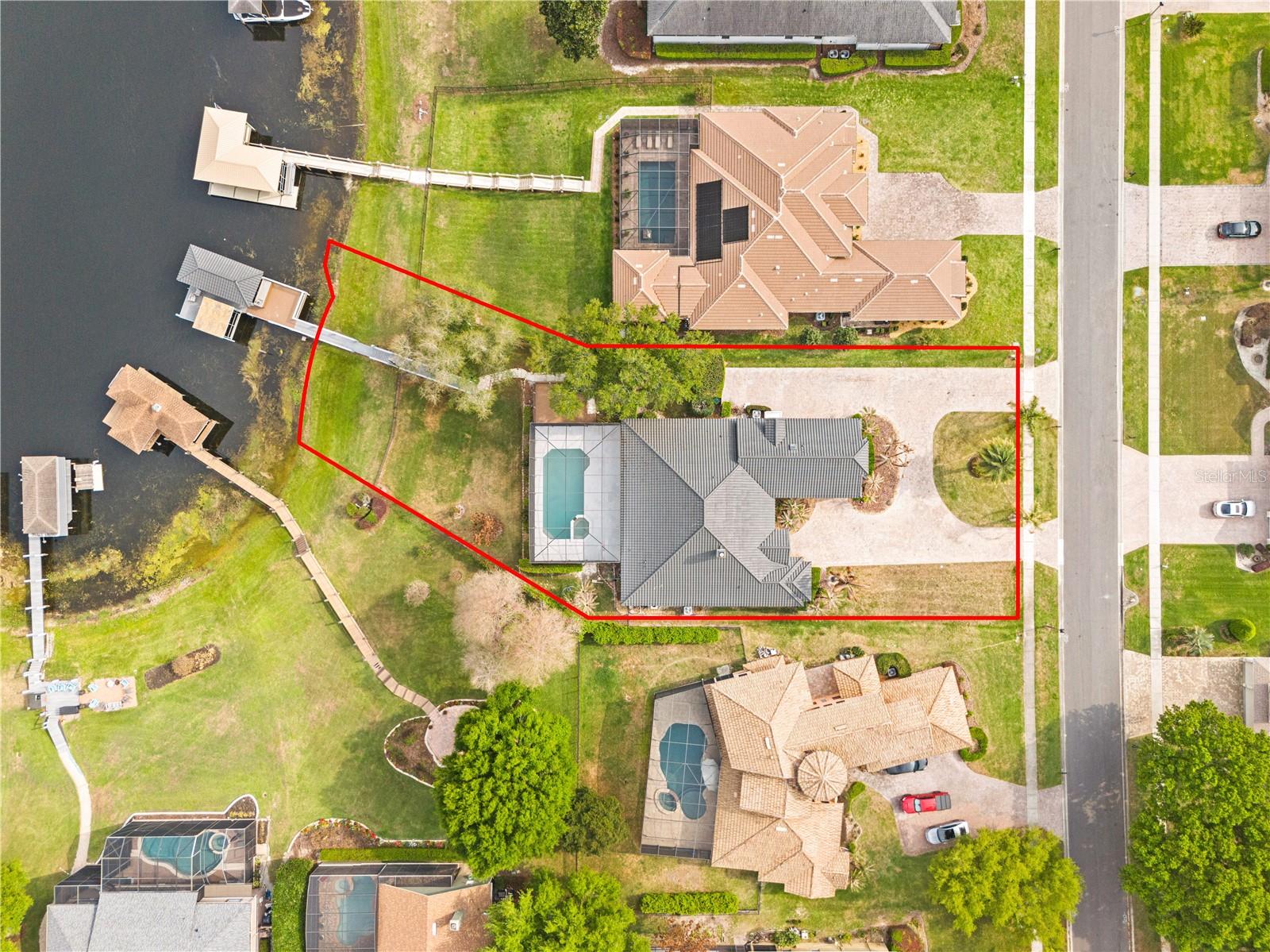 812 JOHNS POINT DRIVE, Oakland, FL 34787