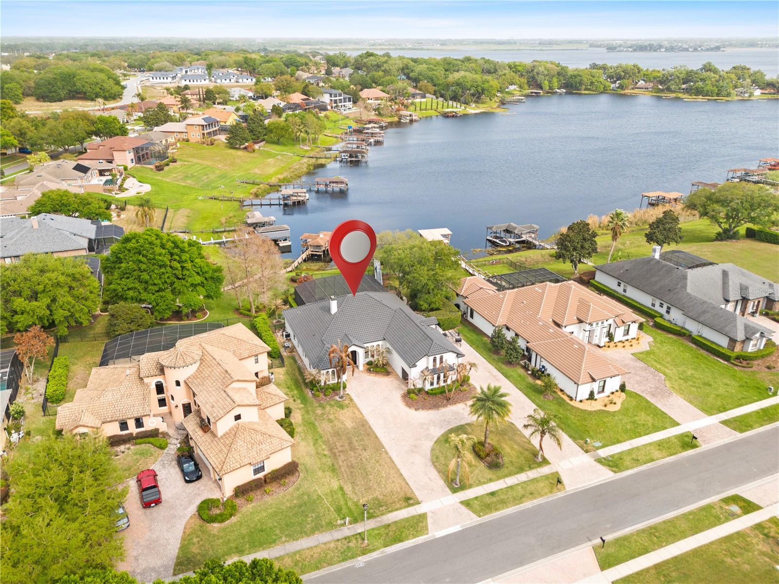 812 JOHNS POINT DRIVE, Oakland, FL 34787