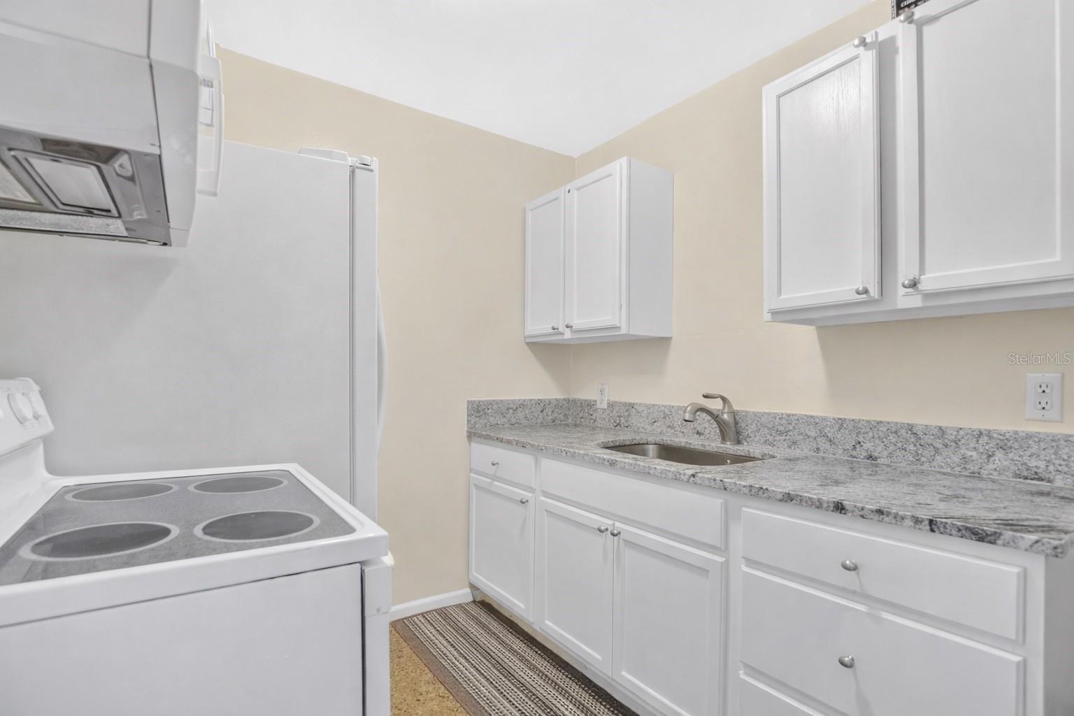 722 TUCKER AVENUE, Orlando, FL 32807 722 TUCKER AVENUE, Orlando, FL 32807