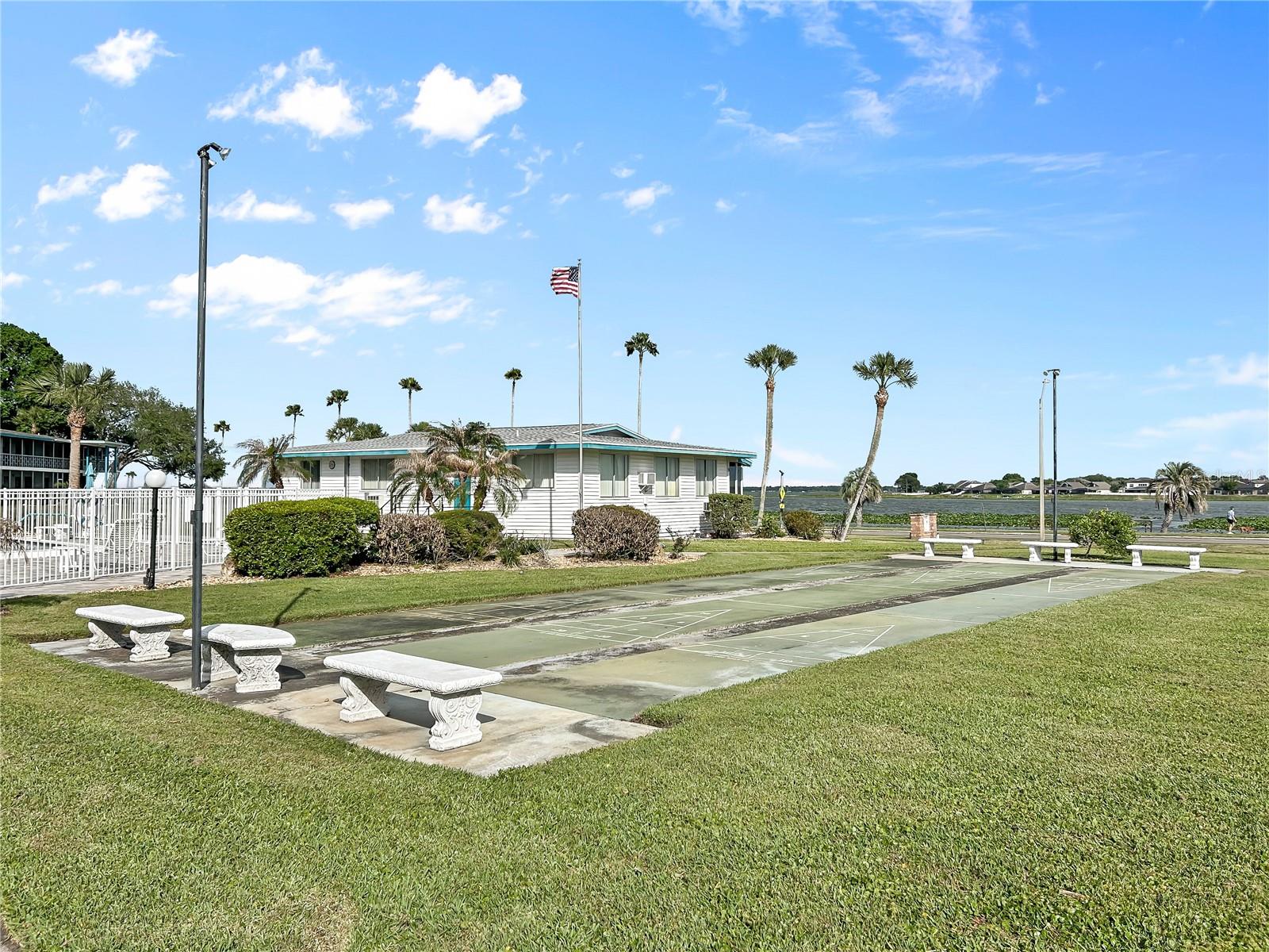 1600 W LAKE PARKER DRIVE, #C4, Lakeland, FL 33805