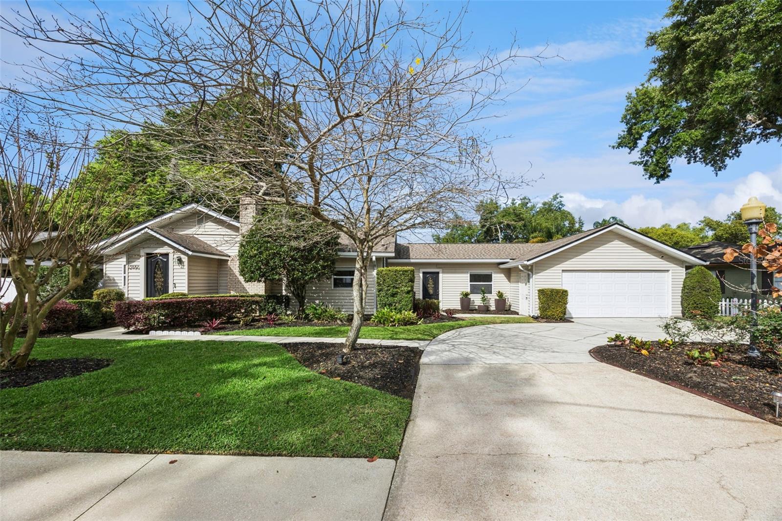 2100 MAE STREET, Orlando, FL 32806