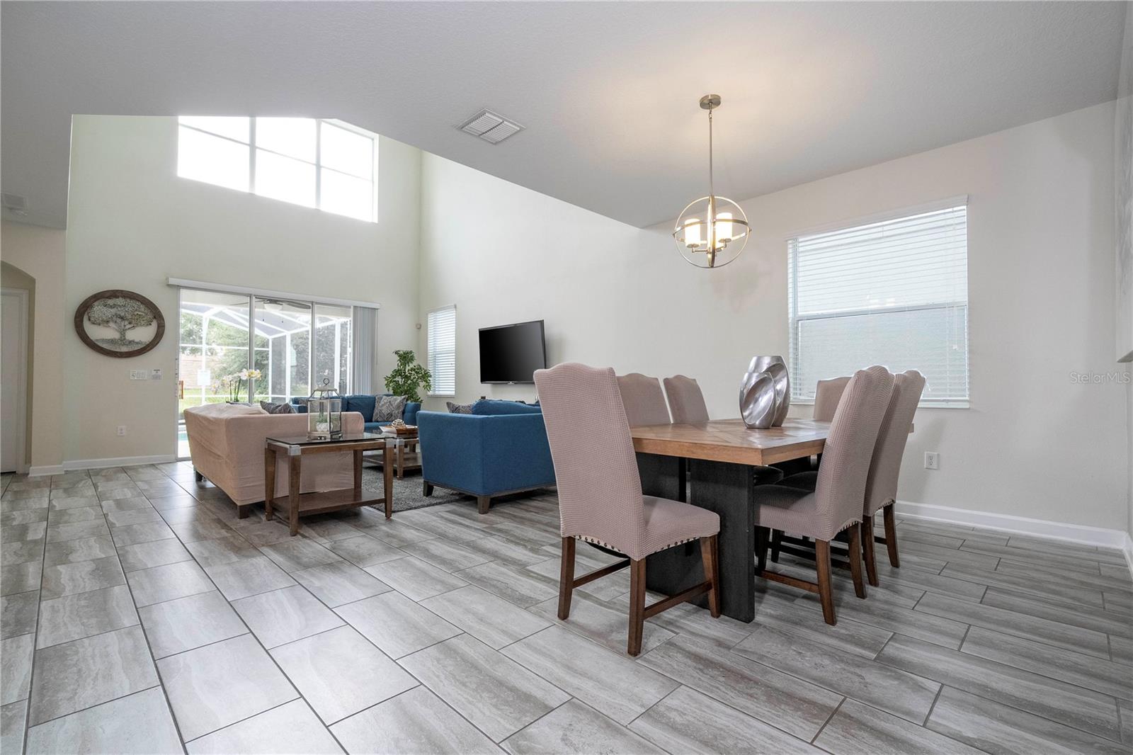 1646 MOON VALLEY DRIVE, Davenport, FL 33896