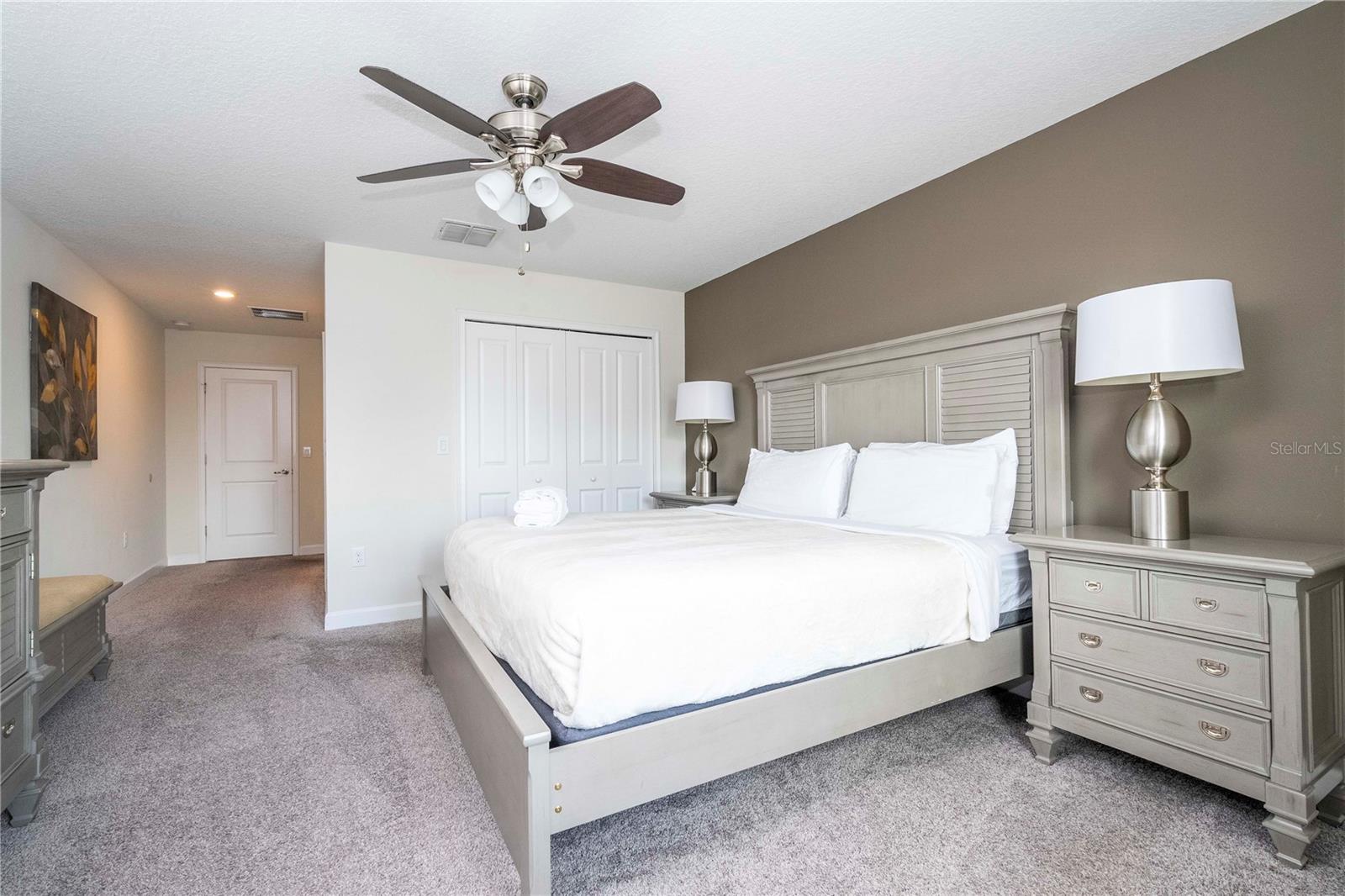 1646 MOON VALLEY DRIVE, Davenport, FL 33896