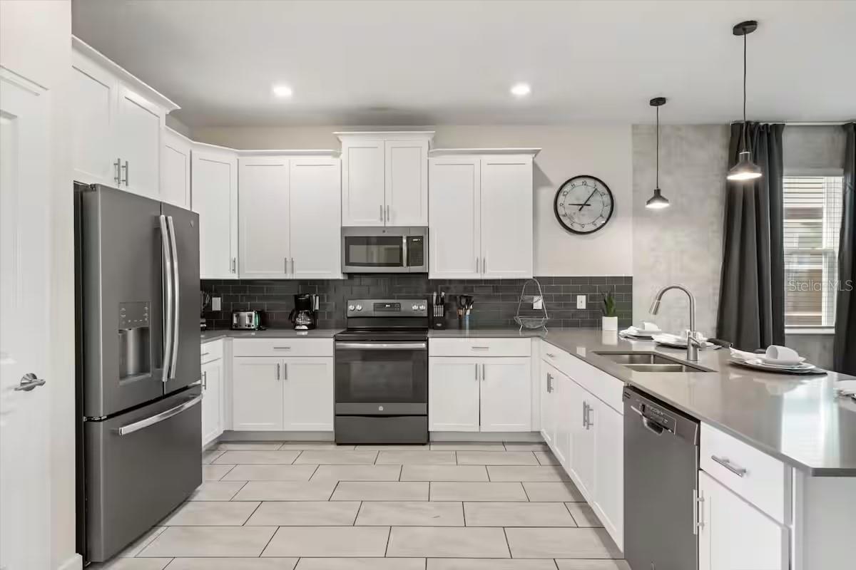 8882 CABOT CLIFFS DRIVE, Davenport, FL 33896