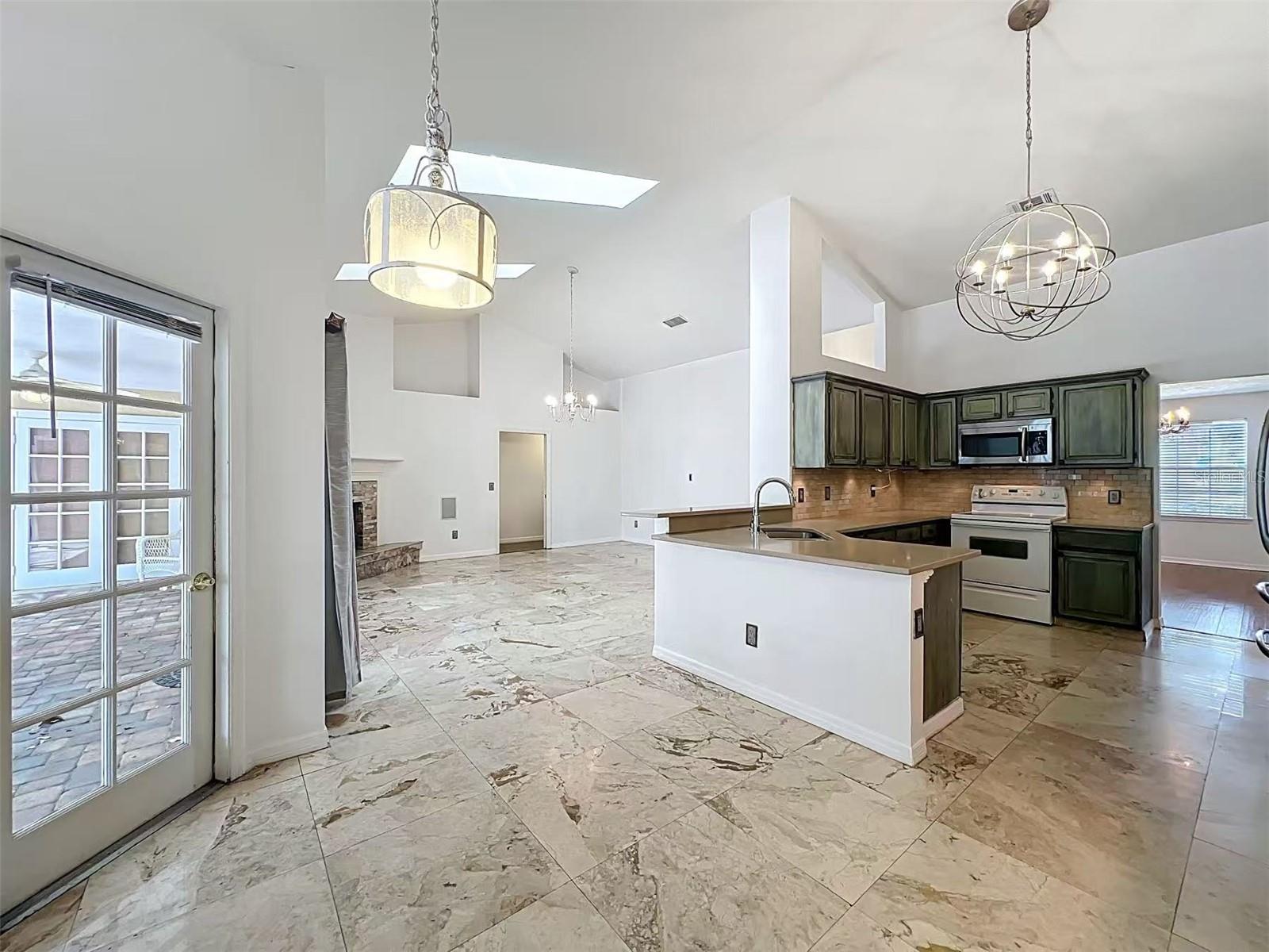 9144 GALLEON COURT, Orlando, FL 32819
