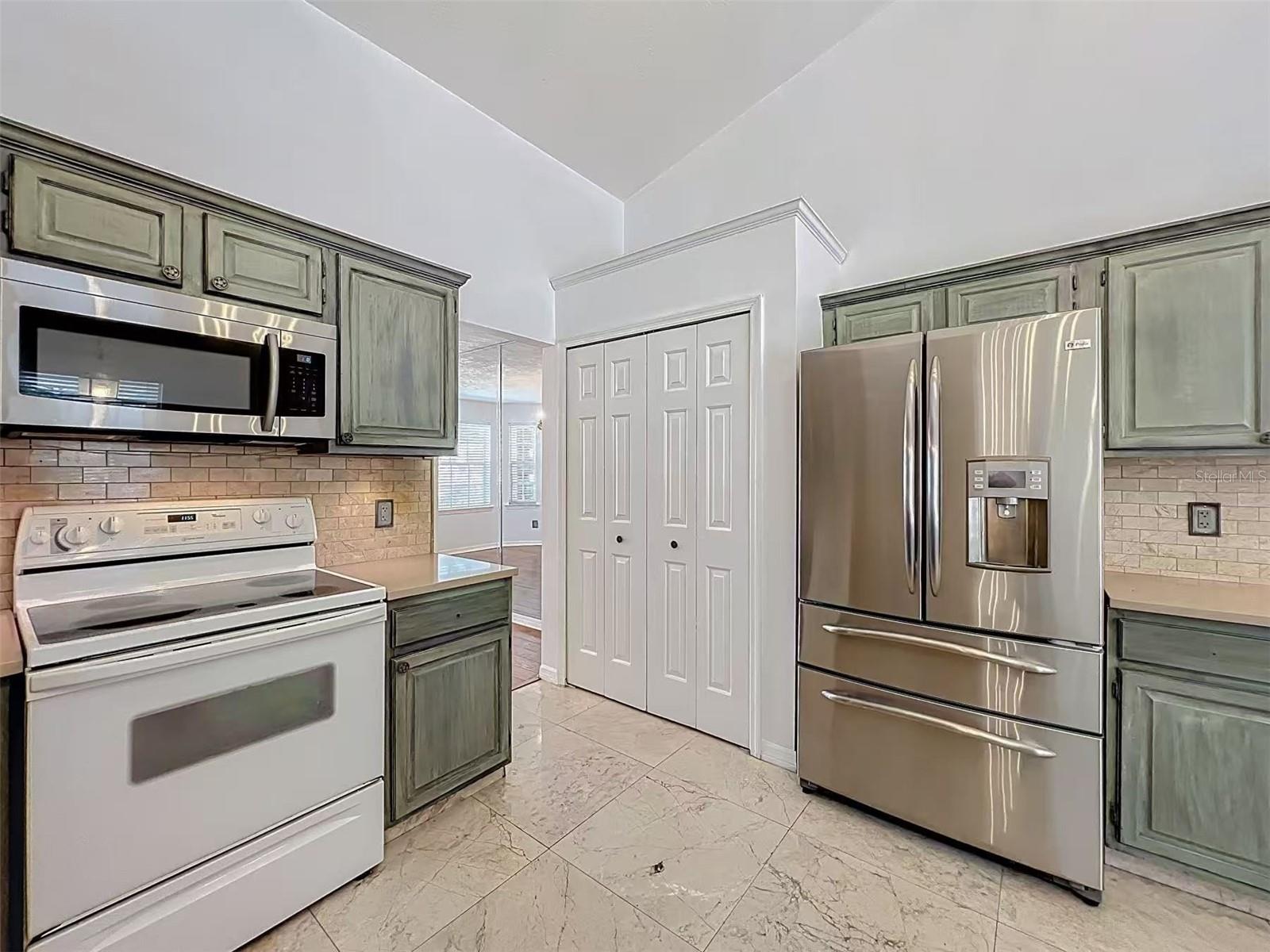 9144 GALLEON COURT, Orlando, FL 32819