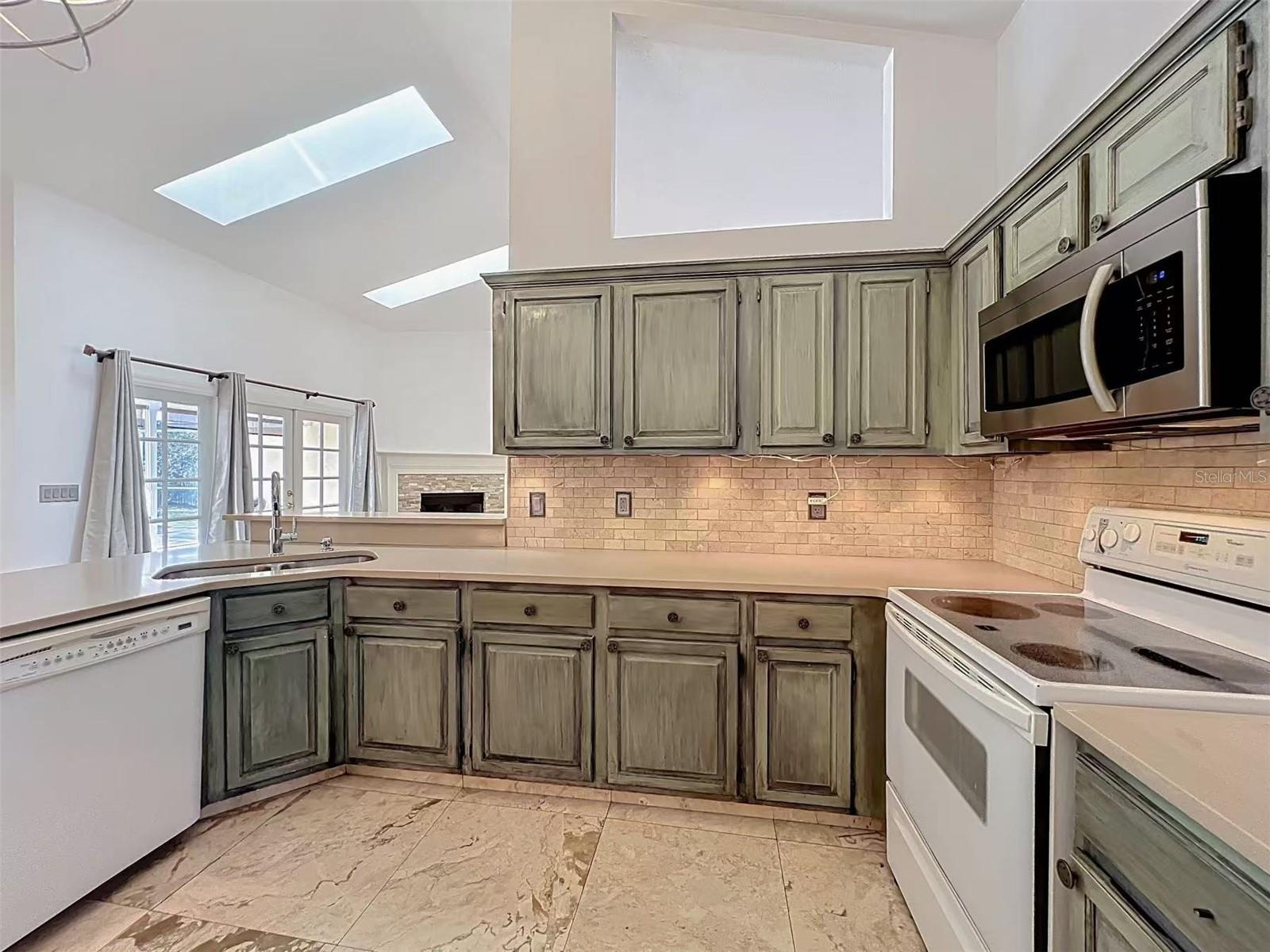 9144 GALLEON COURT, Orlando, FL 32819