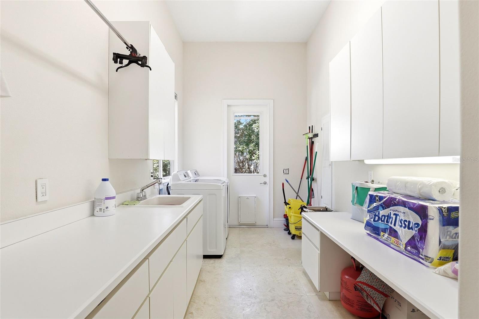 9151 POINT CYPRESS DRIVE, Orlando, FL 32836