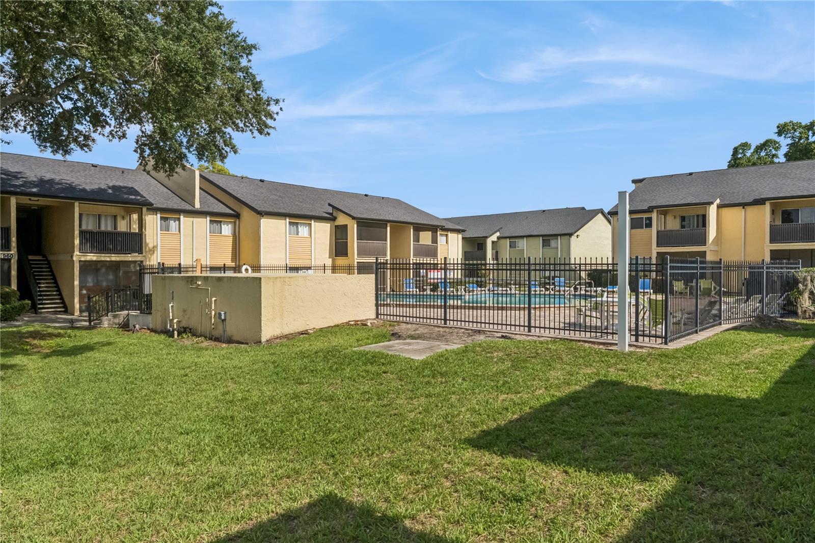 950 LAKE DESTINY ROAD, #B, Altamonte Springs, FL 32714